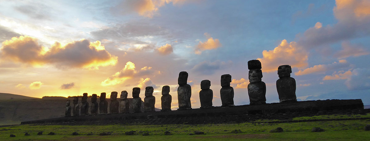 De indrukwekkende Moai beelden
