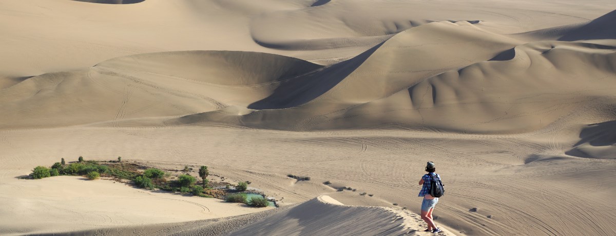 Huacachina, de oase in de Atacama woestijn in Peru