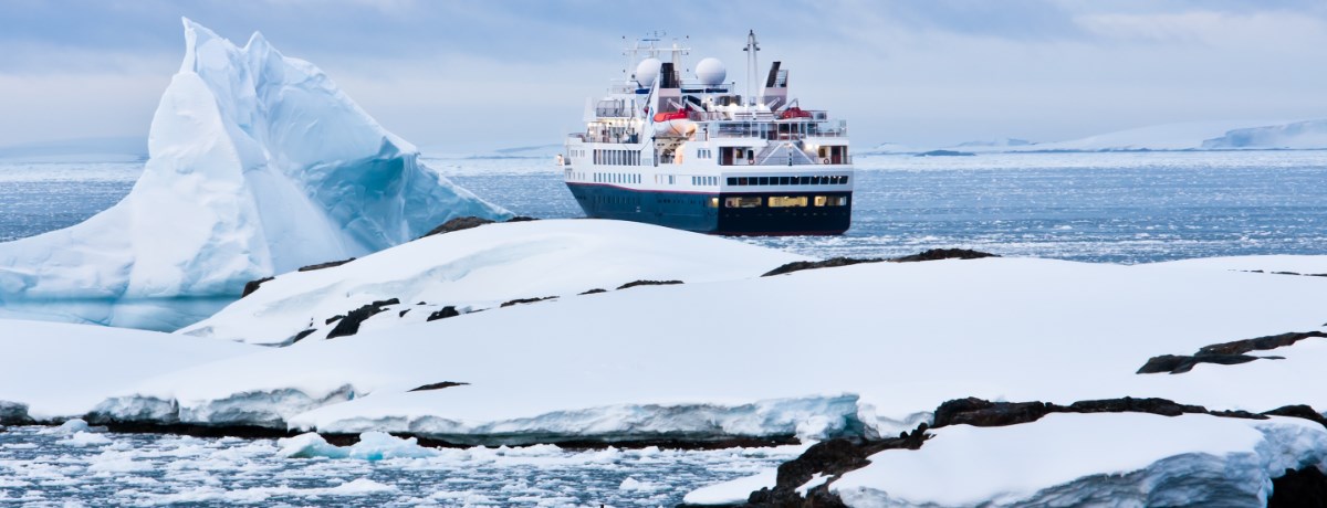 Antarctica reis met cruise schip